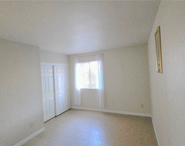 5185 Indian River Drive - Photo Thumbnail 11