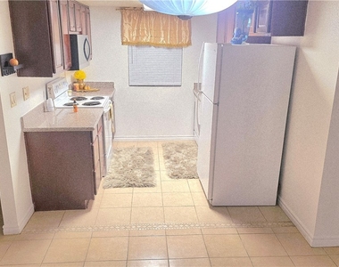 5185 Indian River Drive - Photo Thumbnail 13