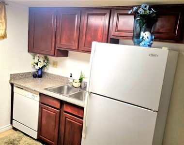 5185 Indian River Drive - Photo Thumbnail 14