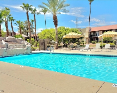 5185 Indian River Drive - Photo Thumbnail 33