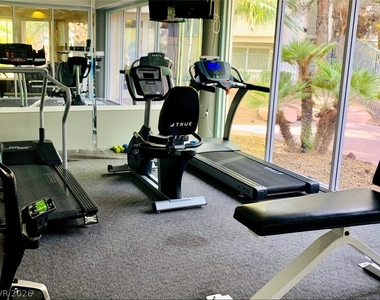 3083 Casey Drive - Photo Thumbnail 18