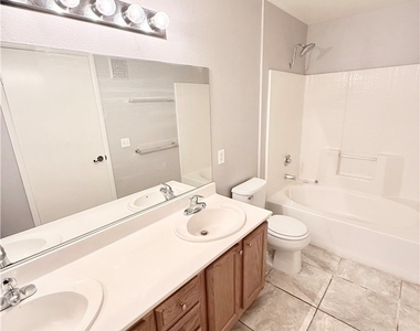 3083 Casey Drive - Photo Thumbnail 12