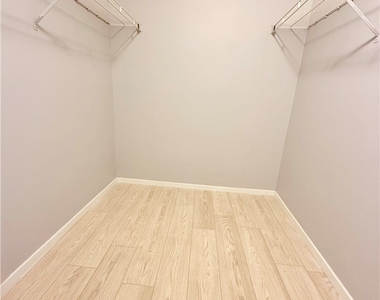 3083 Casey Drive - Photo Thumbnail 11