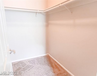 1455 E Katie Avenue - Photo Thumbnail 7