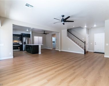 11845 Ampucia Court - Photo Thumbnail 2