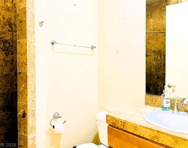 360 E Desert Inn Road - Photo Thumbnail 23
