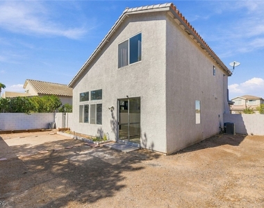 1001 Misty Rose Avenue - Photo Thumbnail 40