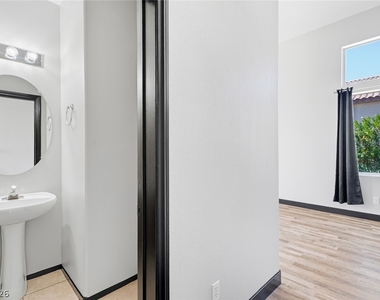 1001 Misty Rose Avenue - Photo Thumbnail 23
