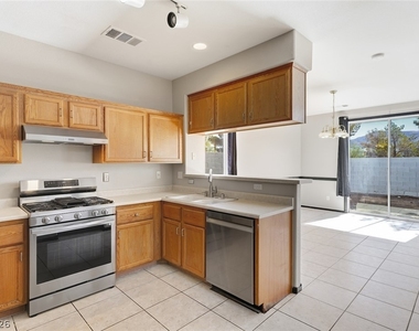 1001 Misty Rose Avenue - Photo Thumbnail 19