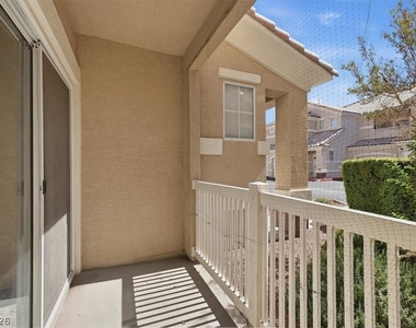 5855 Valley Drive - Photo Thumbnail 11