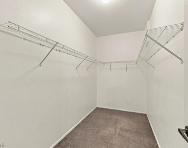 5855 Valley Drive - Photo Thumbnail 10