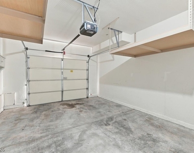 5855 Valley Drive - Photo Thumbnail 15