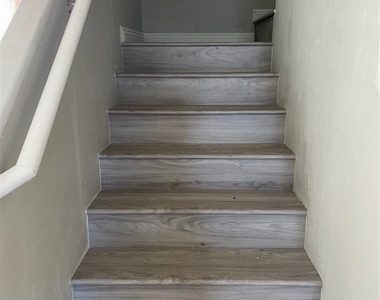 6758 Grandview Ridge Avenue - Photo Thumbnail 10