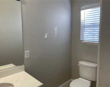 6758 Grandview Ridge Avenue - Photo Thumbnail 13