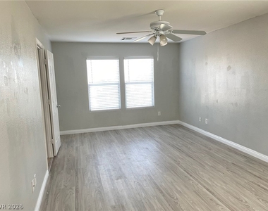 6758 Grandview Ridge Avenue - Photo Thumbnail 14