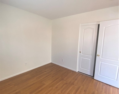 11661 Stivali Street - Photo Thumbnail 10