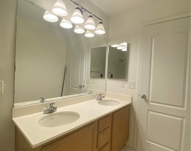 11661 Stivali Street - Photo Thumbnail 6