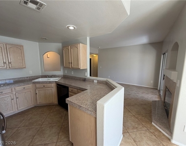 2050 W Warm Springs Road - Photo Thumbnail 5