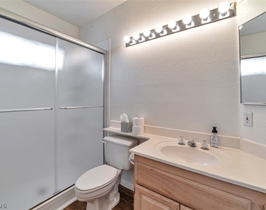 3320 S Fort Apache Road - Photo Thumbnail 9