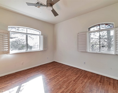 3320 S Fort Apache Road - Photo Thumbnail 8