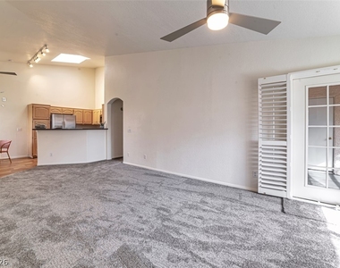 3320 S Fort Apache Road - Photo Thumbnail 5