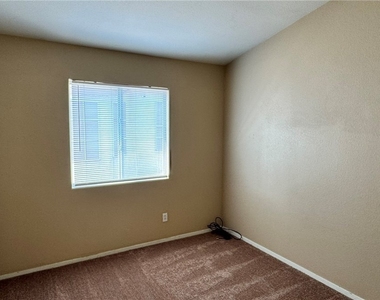 3838 Sorrowing Sparrow Court - Photo Thumbnail 8