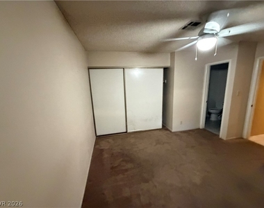 8913 Borla Drive - Photo Thumbnail 19