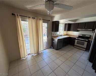 8913 Borla Drive - Photo Thumbnail 9