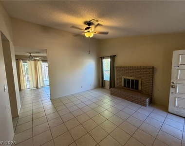 8913 Borla Drive - Photo Thumbnail 7