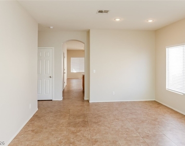 7833 Pinnochio Avenue - Photo Thumbnail 4
