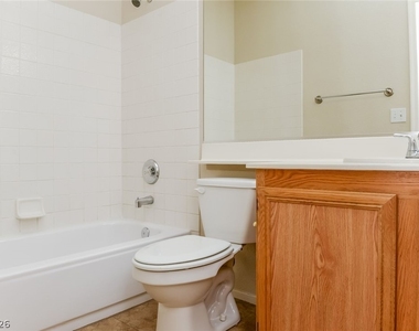 7833 Pinnochio Avenue - Photo Thumbnail 15