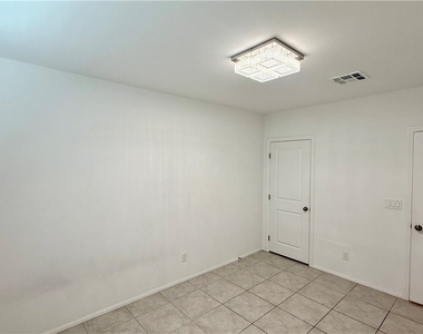 2126 Mystic Wave Road - Photo Thumbnail 15
