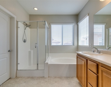 9341 Colorful Rainbow Avenue - Photo Thumbnail 39