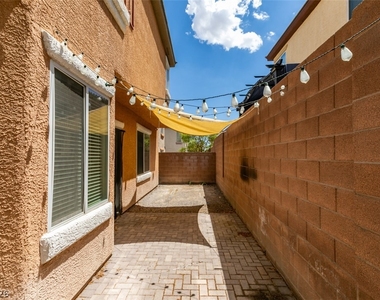 9341 Colorful Rainbow Avenue - Photo Thumbnail 41