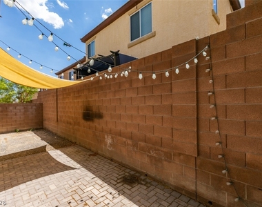 9341 Colorful Rainbow Avenue - Photo Thumbnail 40