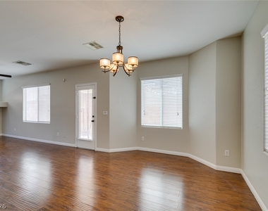9341 Colorful Rainbow Avenue - Photo Thumbnail 16
