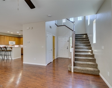 9341 Colorful Rainbow Avenue - Photo Thumbnail 9
