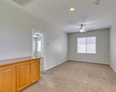9341 Colorful Rainbow Avenue - Photo Thumbnail 28