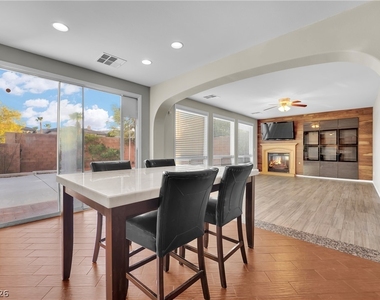 11631 Suburban Road - Photo Thumbnail 19