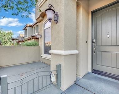 11631 Suburban Road - Photo Thumbnail 4