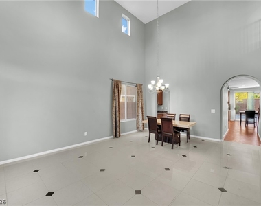 11631 Suburban Road - Photo Thumbnail 5