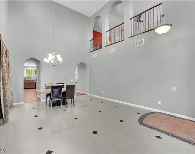 11631 Suburban Road - Photo Thumbnail 6
