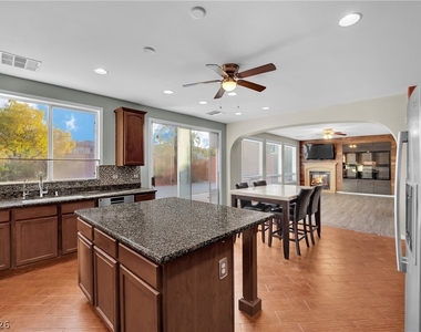 11631 Suburban Road - Photo Thumbnail 21