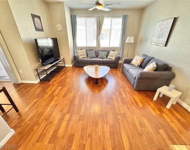 9303 Gilcrease Avenue - Photo Thumbnail 2