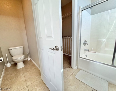 9303 Gilcrease Avenue - Photo Thumbnail 9