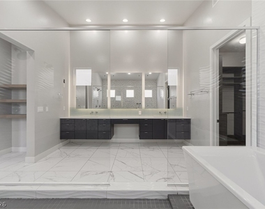 8380 Mojave Creek Court - Photo Thumbnail 30