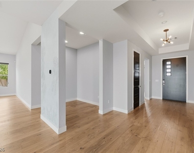 8380 Mojave Creek Court - Photo Thumbnail 4