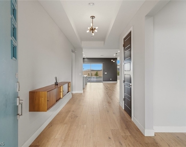 8380 Mojave Creek Court - Photo Thumbnail 3