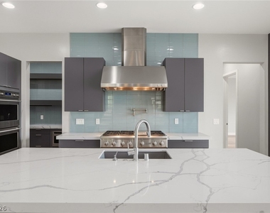8380 Mojave Creek Court - Photo Thumbnail 19