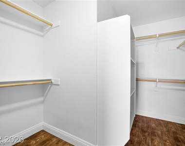 830 Carnegie Street - Photo Thumbnail 11